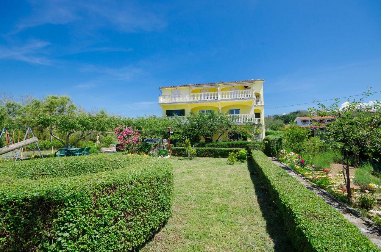 Apartments Boza Lopar Extérieur photo